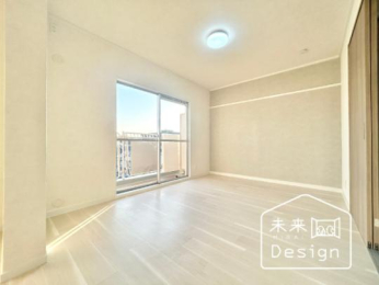  �����E���r���O