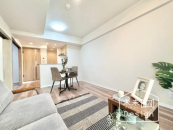  �����E���r���O