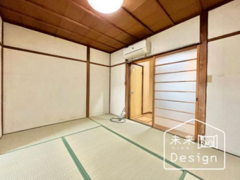  �����E���r���O