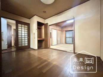  �����E���r���O