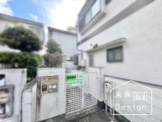  �����O��