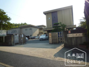  ���c�ӎs���d���w�Z:697m