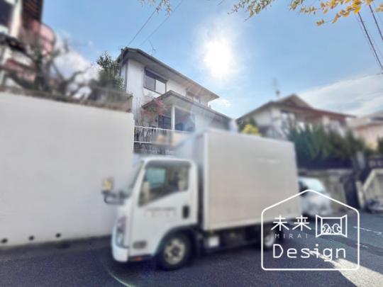  �����O��