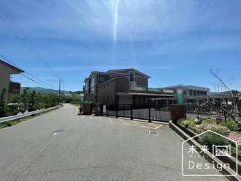  �F���c�������ۍF�ْ��w�Z:1232m