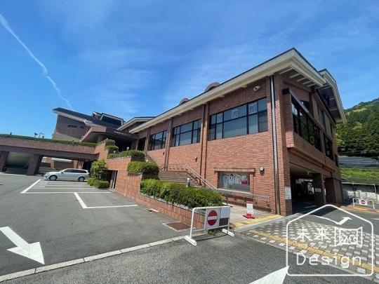  �F���c�������}����:1605m