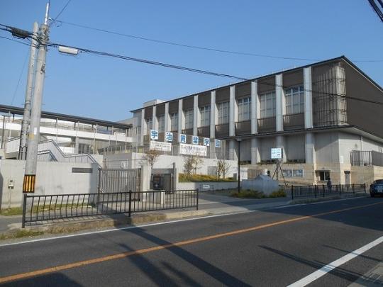  �F���s�����@���w�Z:684m