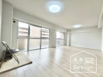  �����E���r���O