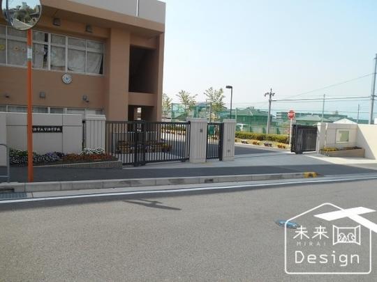  �F���s���F�����w�Z:1007m